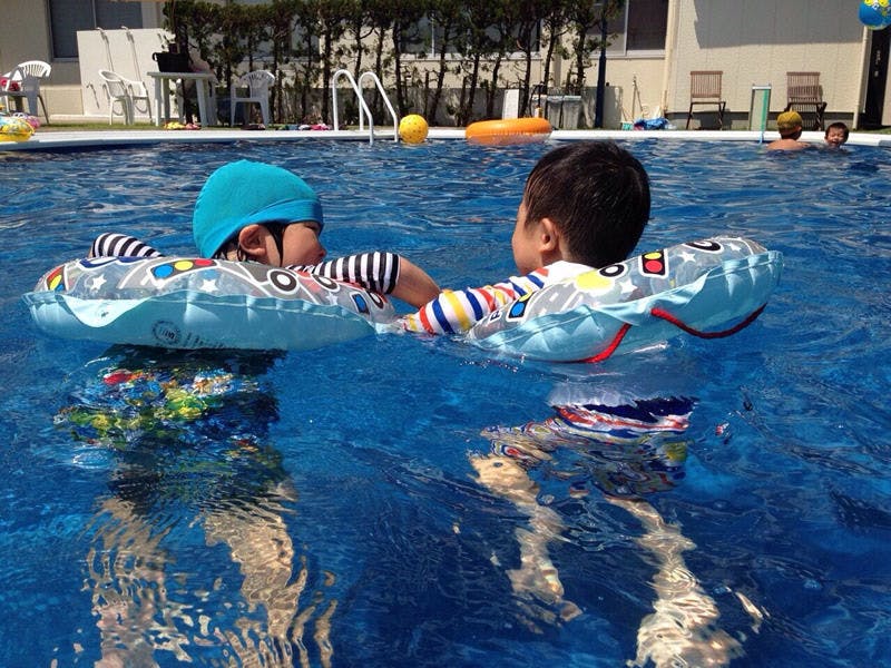 숙소 이용객 전용 수영장