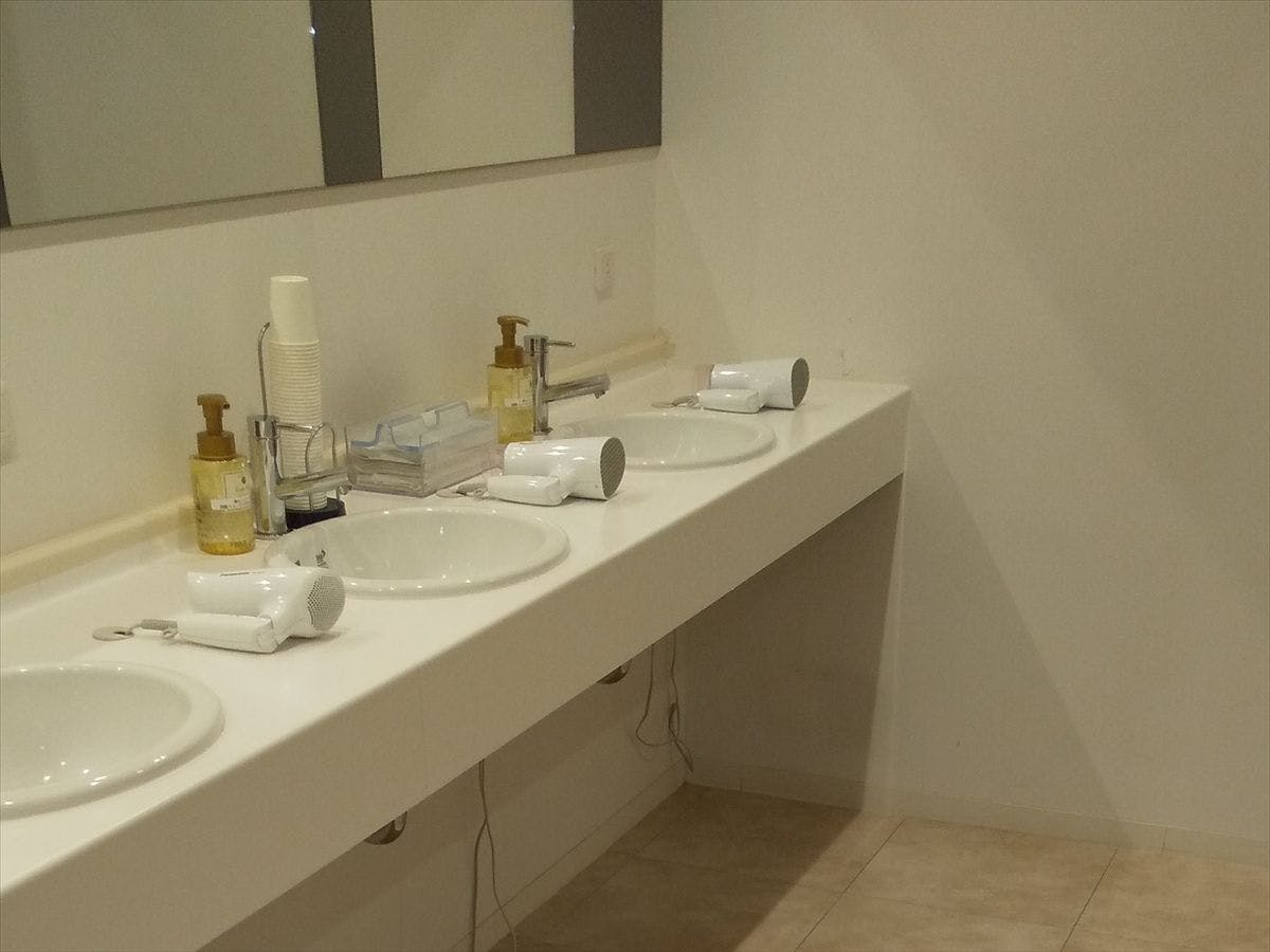 พื้นที่ส่วนกลาง - ห้องน้ำชาย