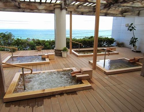 クワハウス風野天風呂