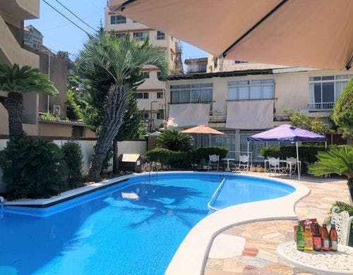 10時～16時まで屋外プール開放中！