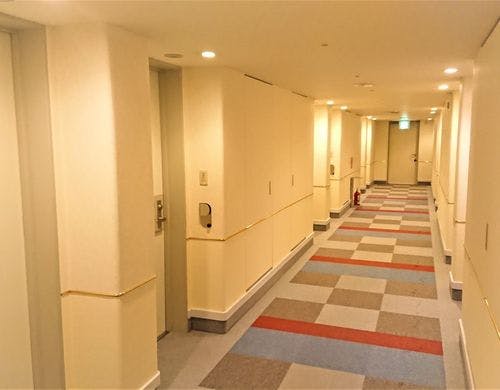 客室フロア通路