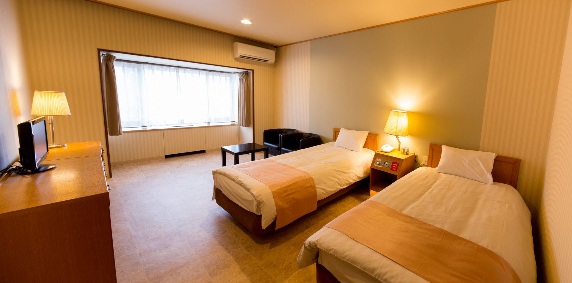Dog Resort Woof: Pet-Friendly Accommodation