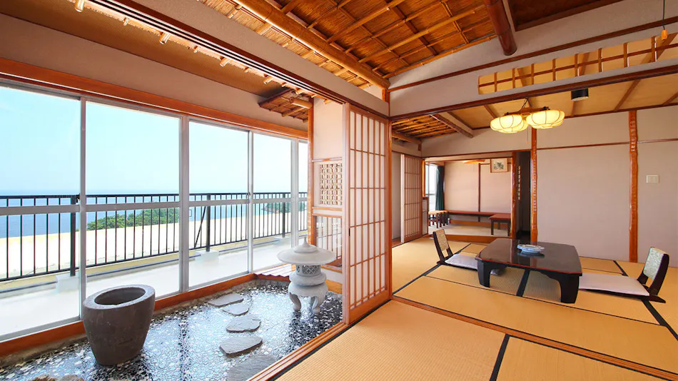Toyo Tsukumo Bay Hotel