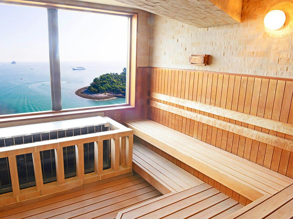 Toyo Tsukumo Bay Hotel