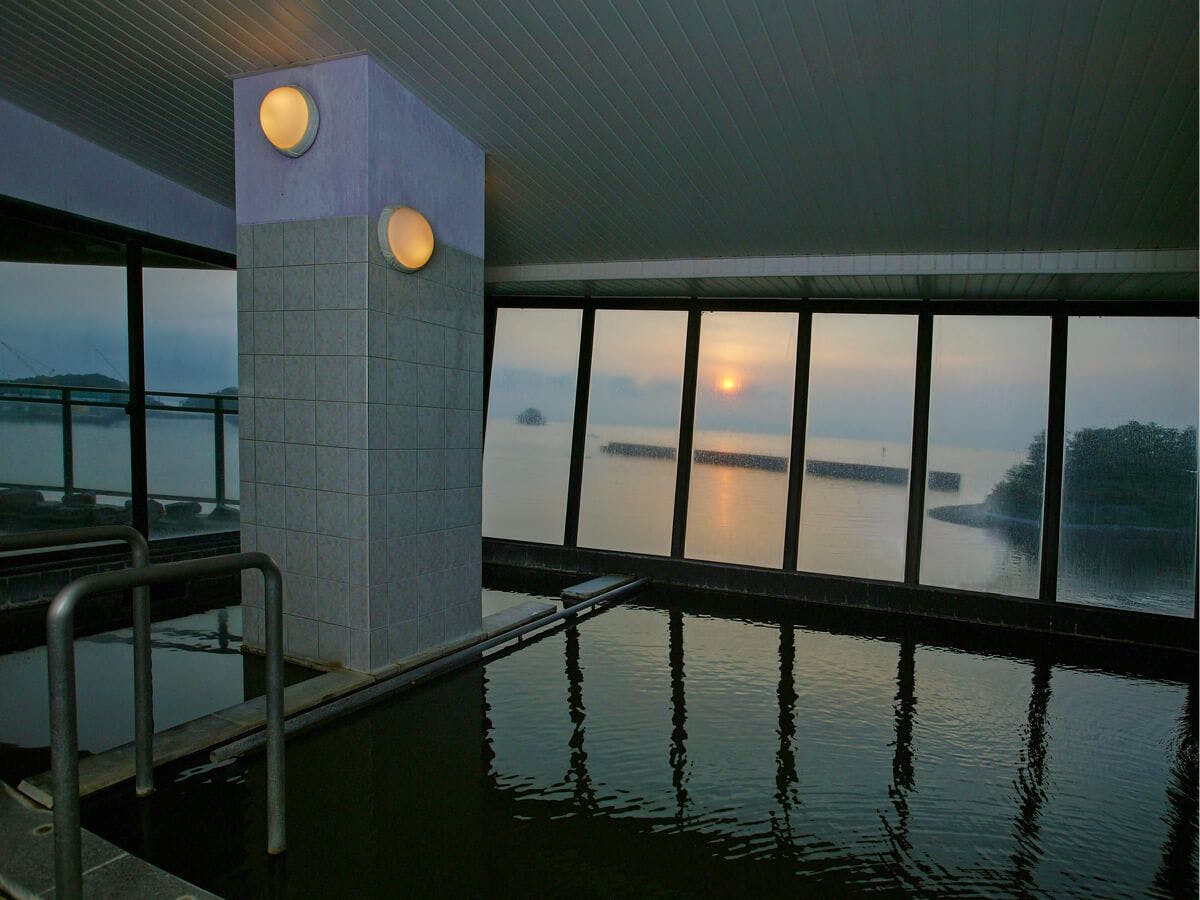 Toyo Tsukumo Bay Hotel