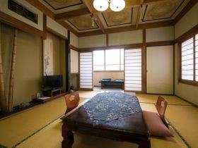 ホテル 芳泉鶴
