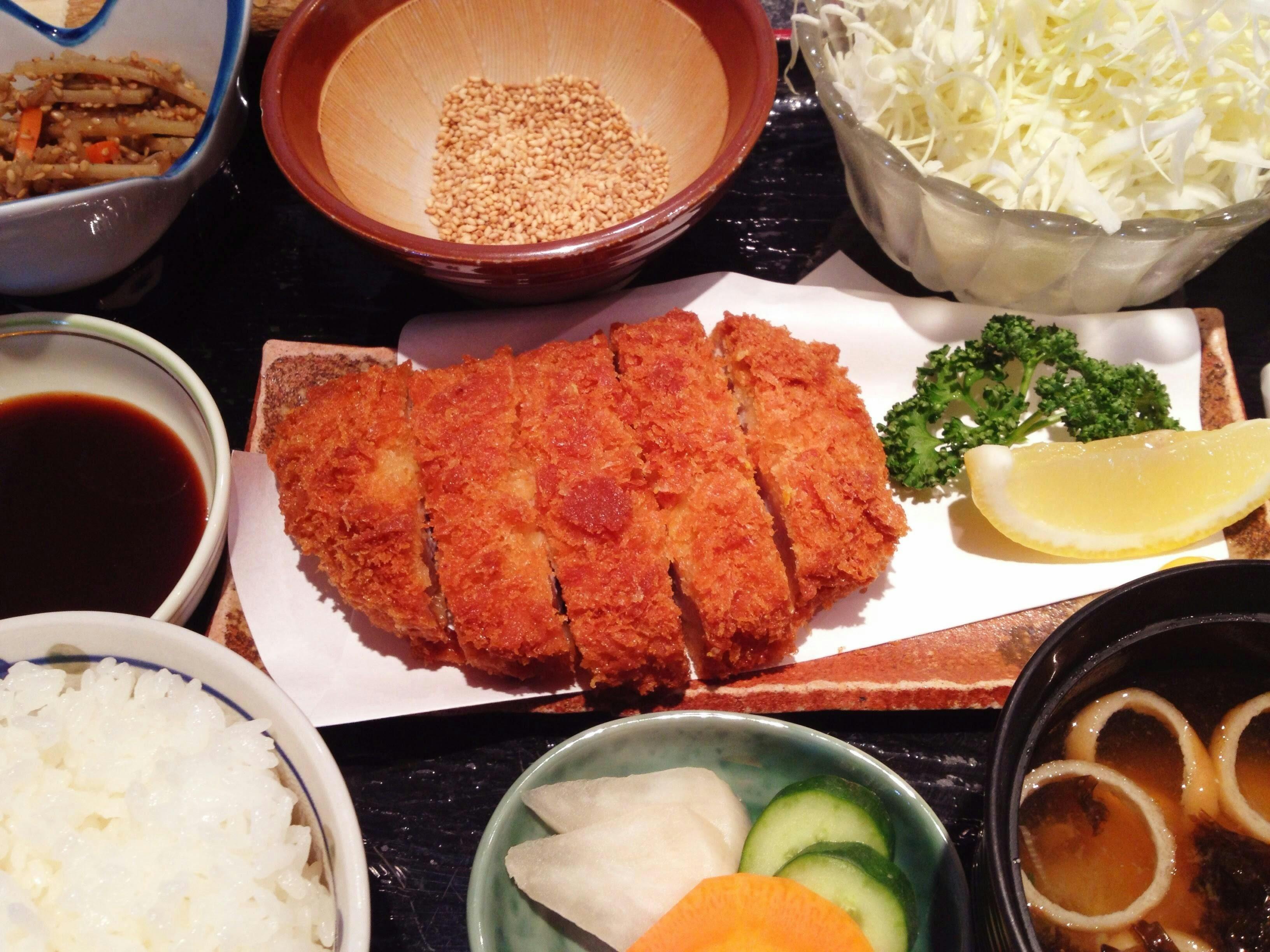 ชุดทงคัตสึ