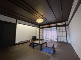 湯郷温泉　和モダンなお宿　かつらぎ