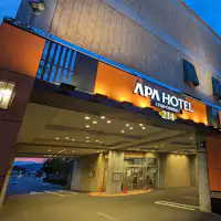 Pintu keluar Hotel dari sisi jalan besar