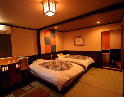 和モダン・ツインローベットルーム【禁煙】