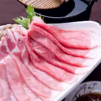 ชาบูชาบูกับเนื้อกวางและหมูฮะจิมันไต