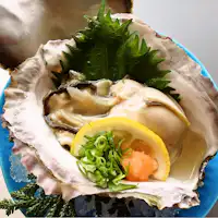 여름의 보석, 바위 굴 (이미지)