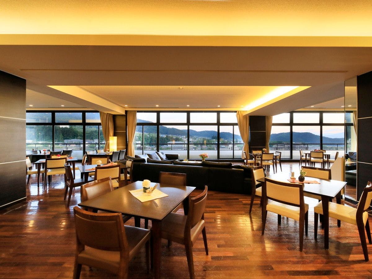 【เลานจ์ชั้น 3】