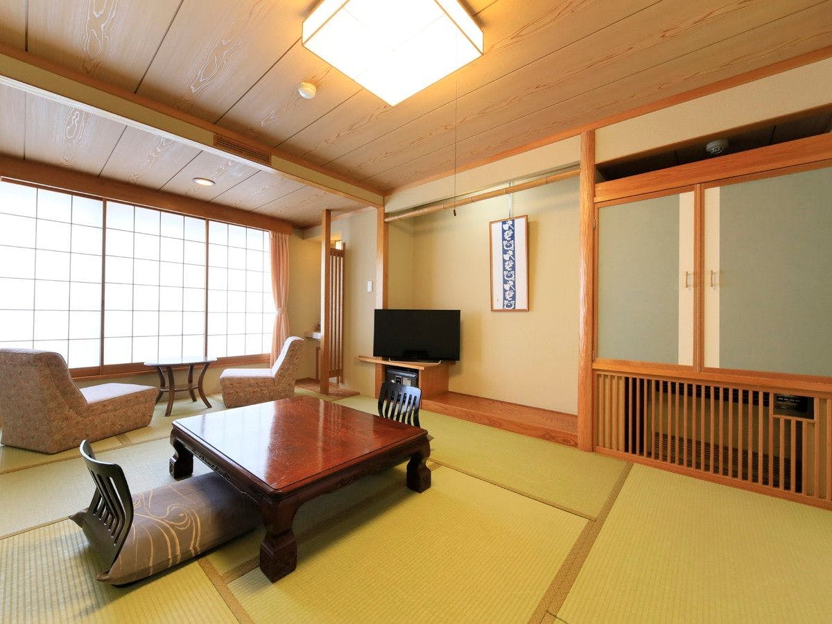 ห้องสไตล์ญี่ปุ่น 8 เสื่อทาทามิ