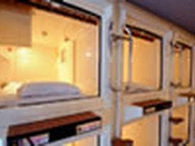 カプセルホテル神戸三宮