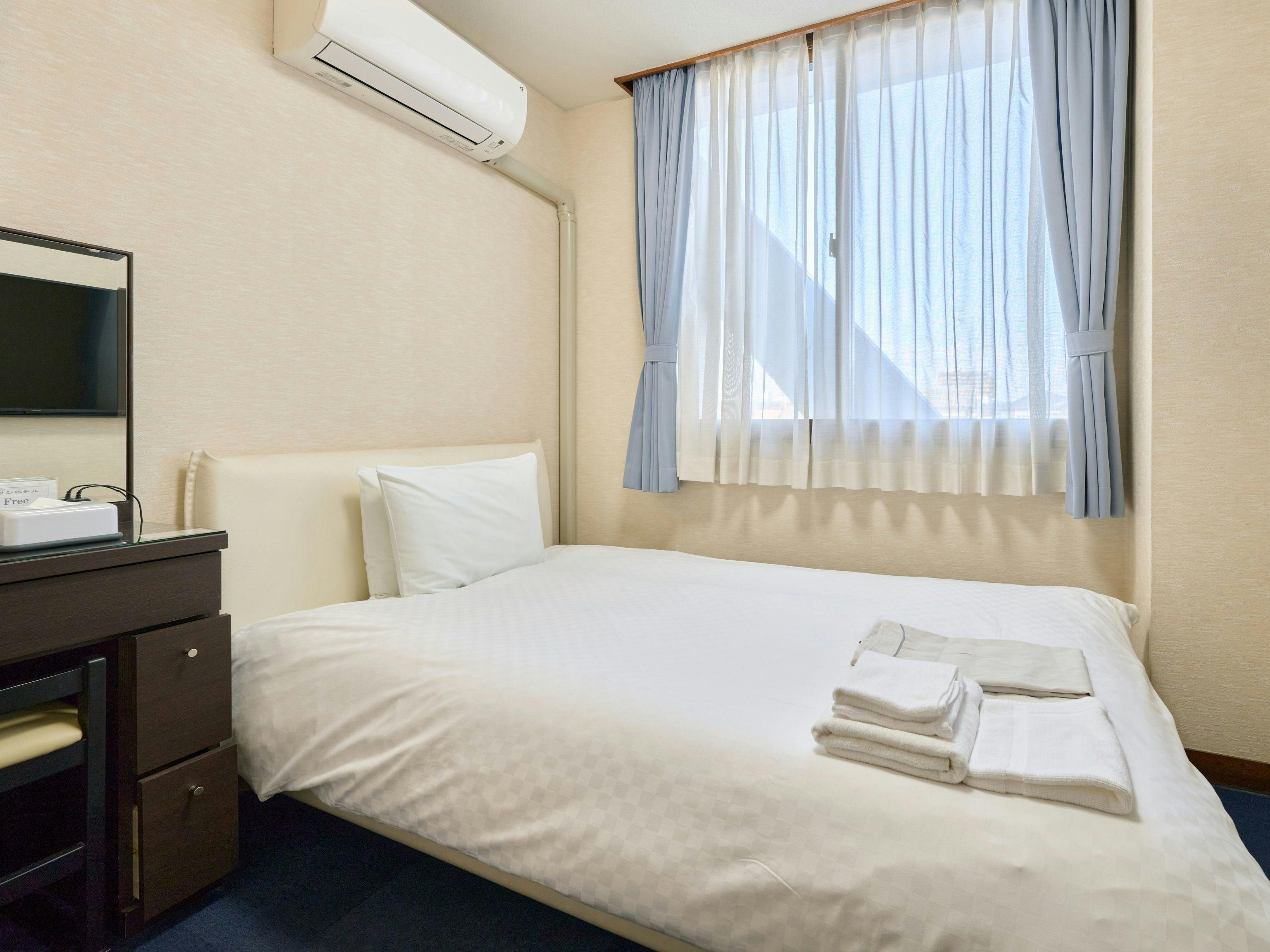 Okasan Hotel