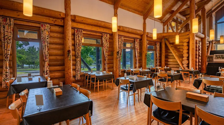 Log Hotel Maple Lodge