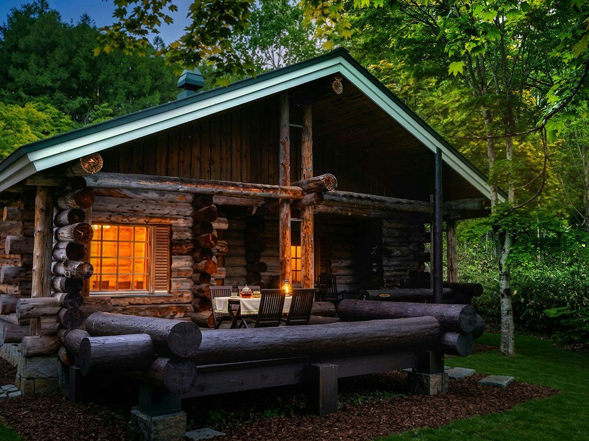 Log Hotel Maple Lodge