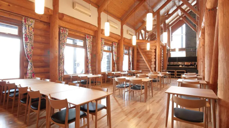 Log Hotel Maple Lodge