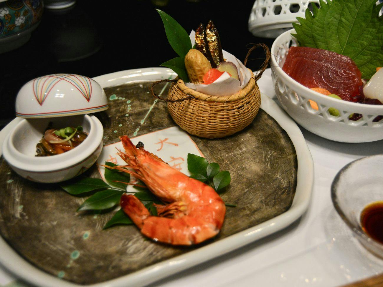 Makan malam (contoh)
