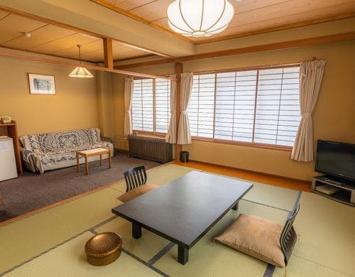 足をのばしてごゆっくりお寛ぎください。