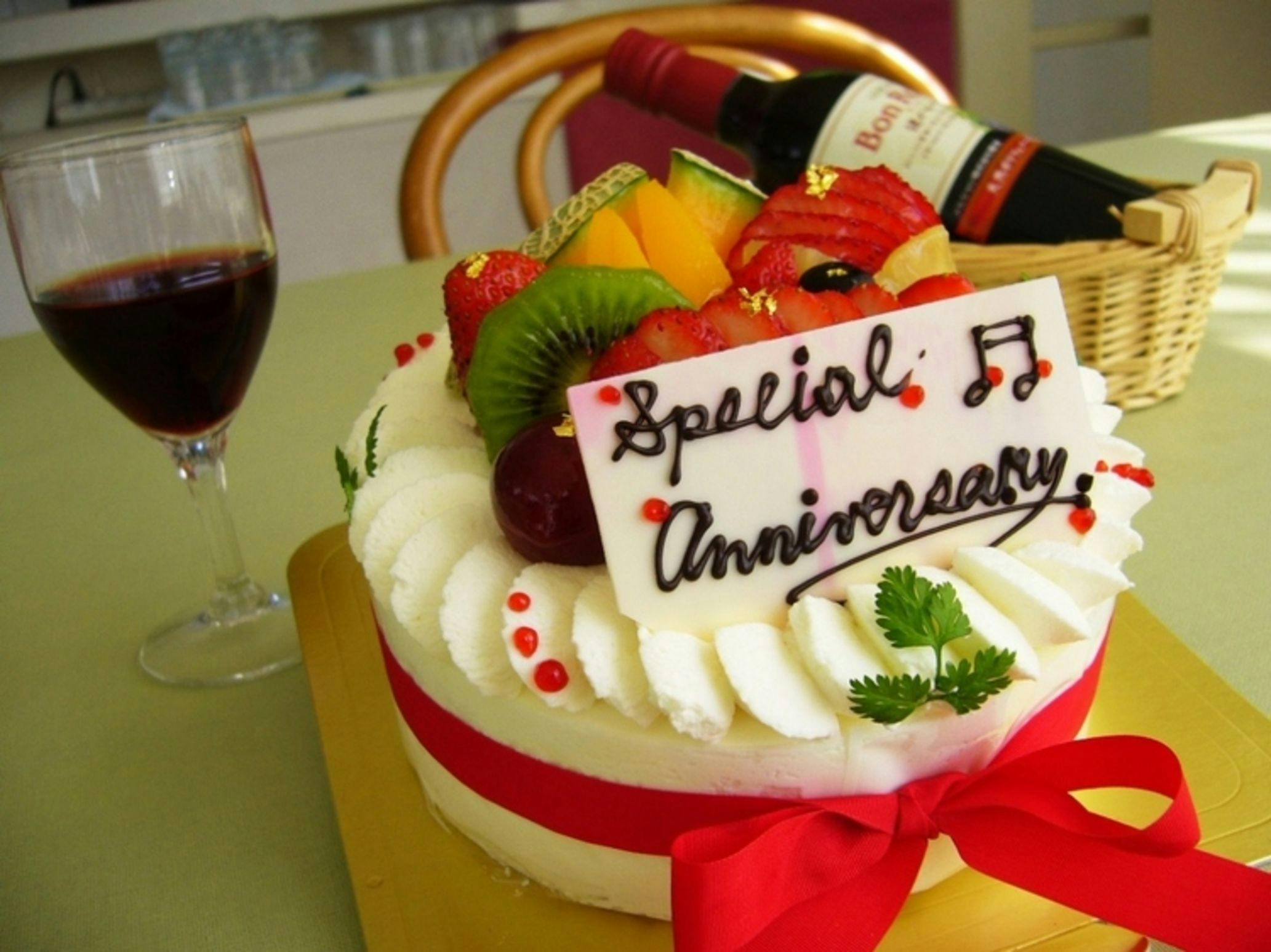 เค้กฉลองครบรอบ