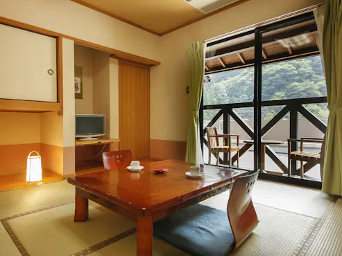 【Bangunan Utama: Kamar Standar】