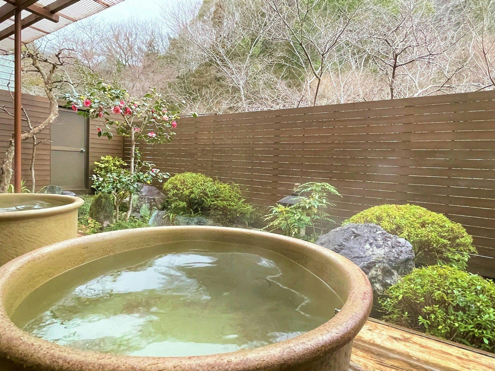 Dochu Land Shin Onsen