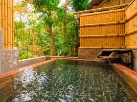 源泉掛け流しの宿　七滝温泉ホテル