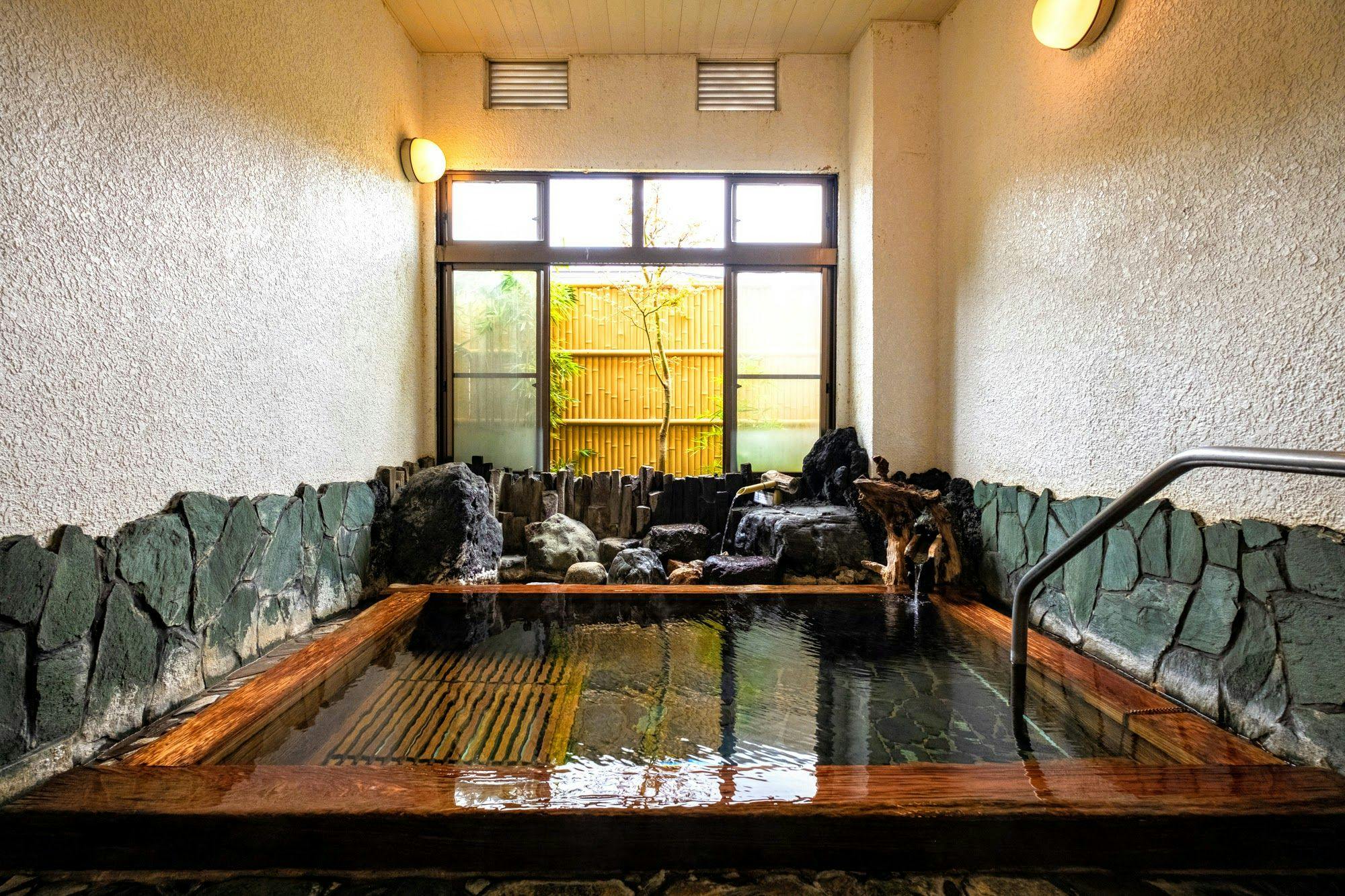 Nanadaru Onsen Hotel