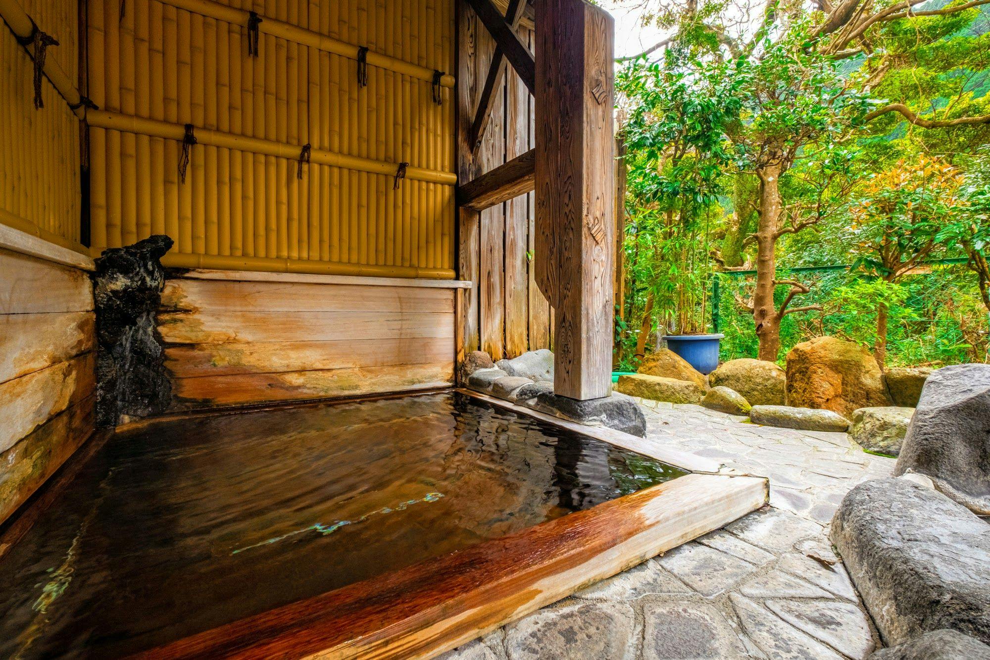 Nanadaru Onsen Hotel