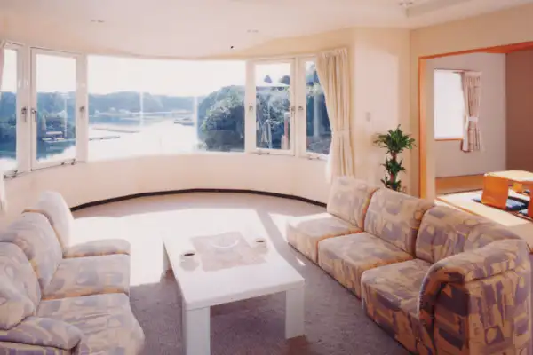 넓은 15평 거실 (스위트)