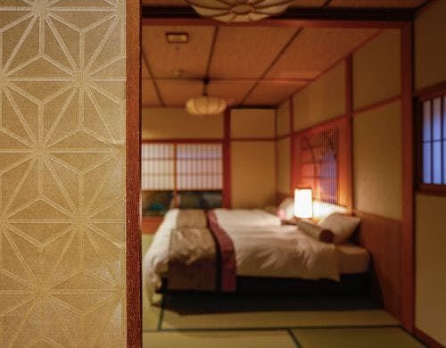 ソファ付き和室15畳のツインルーム例