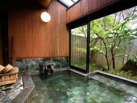 山紫御泊処　はなの舞