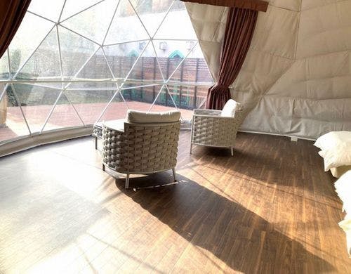 グランピング室内