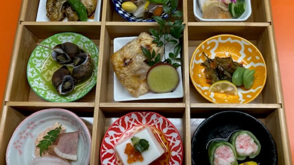 Delicious Full Bloom Nayo House