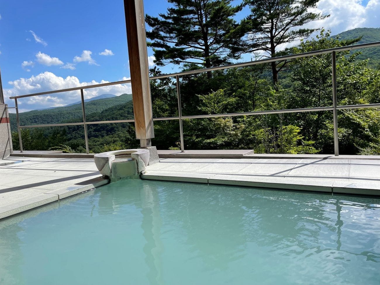 Kagetsu Highland Hotel