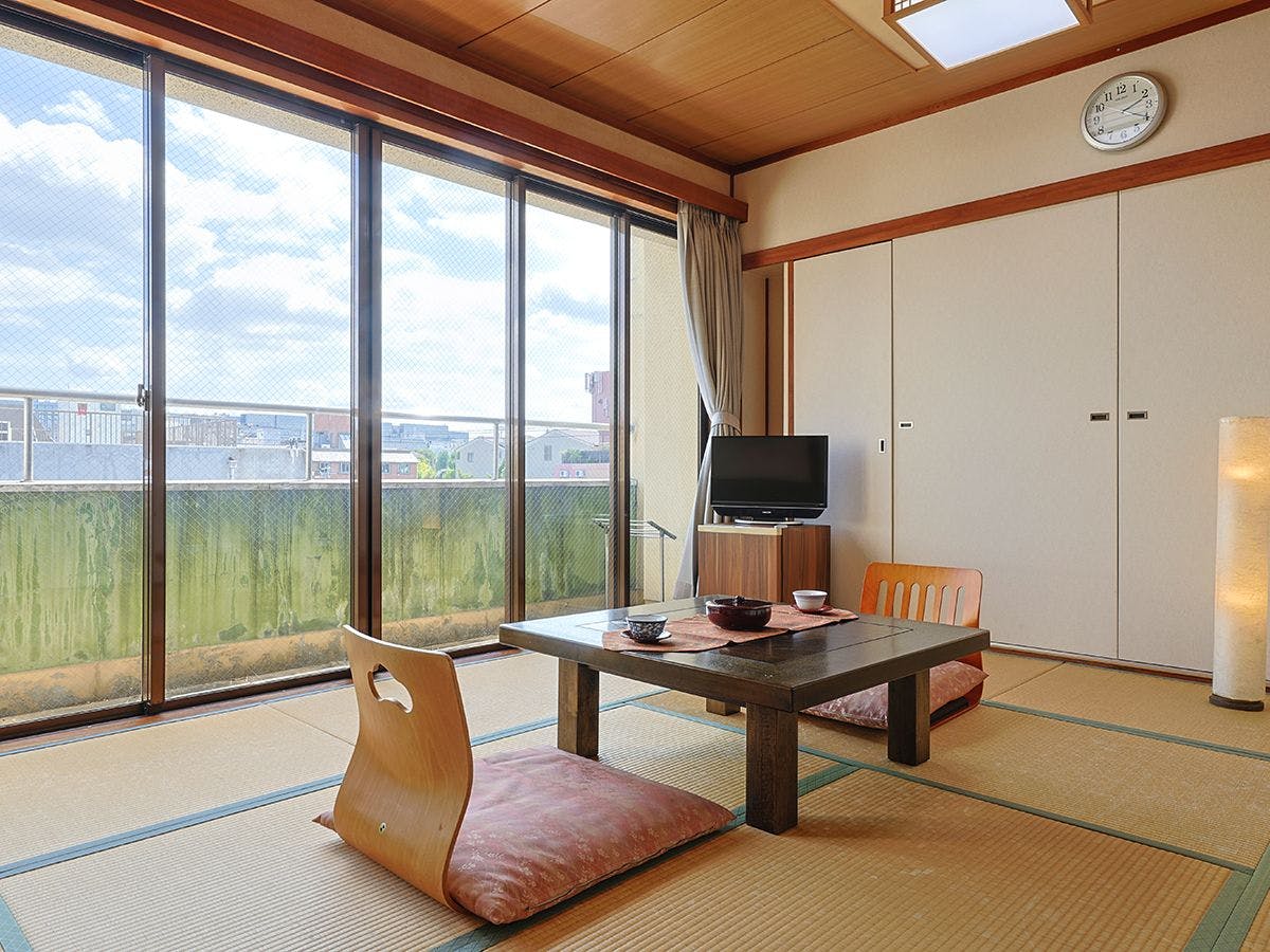 Tourist Inn Hotel Omiya