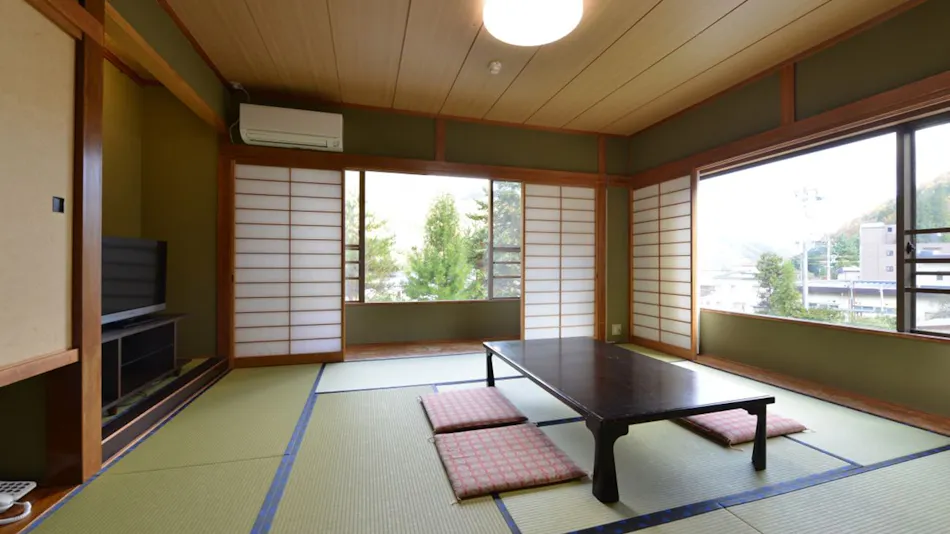Ooedo Onsen Monogatari Shinshukakeyu