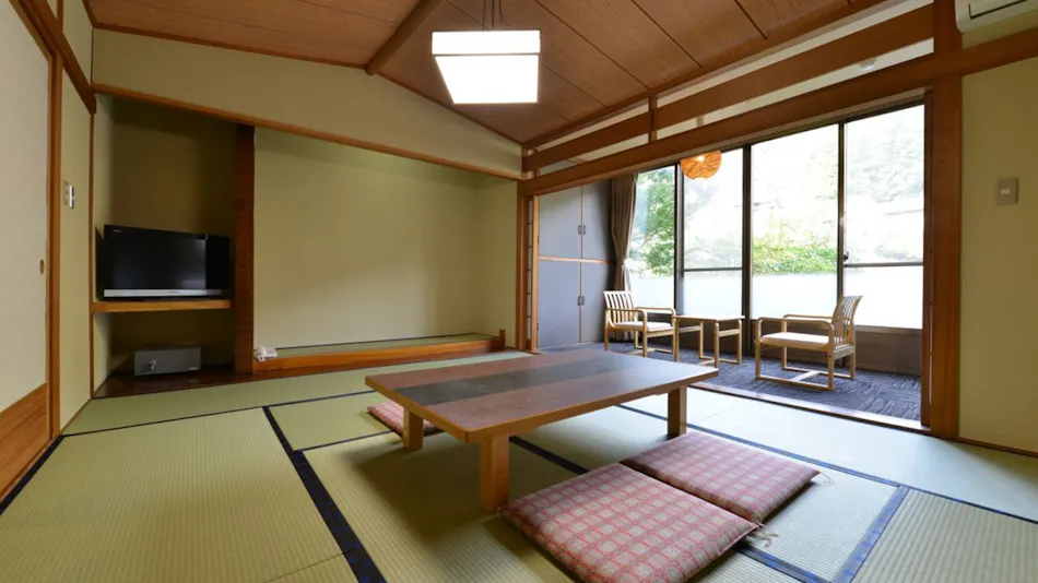Ooedo Onsen Monogatari Shinshukakeyu