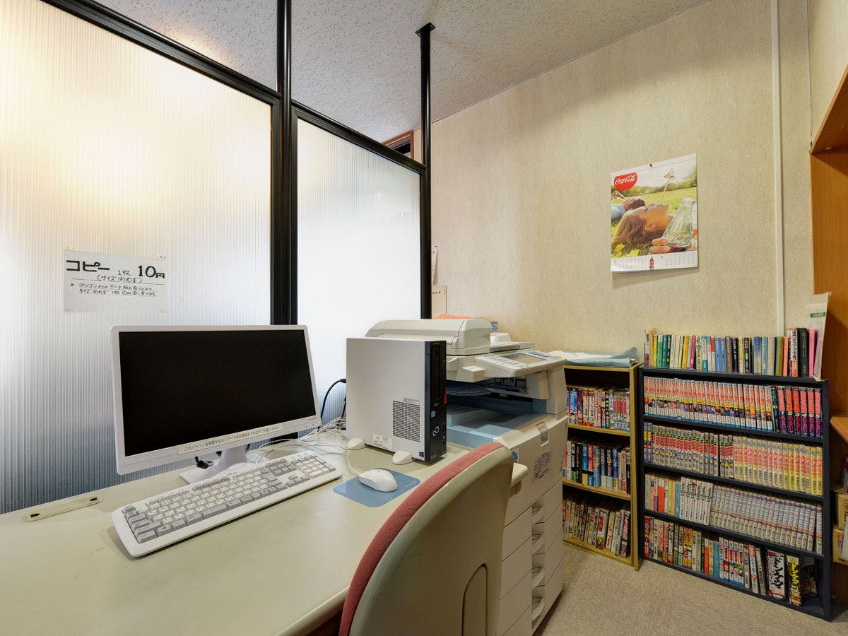 *【สิ่งอำนวยความสะดวก／พื้นที่คอมพิวเตอร์】