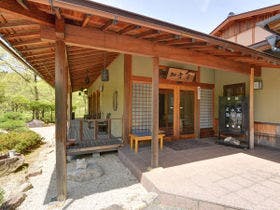 下條温泉 加賀美（旧くつろぎの宿　佳が美）　