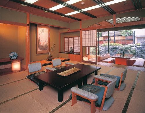 葵新館