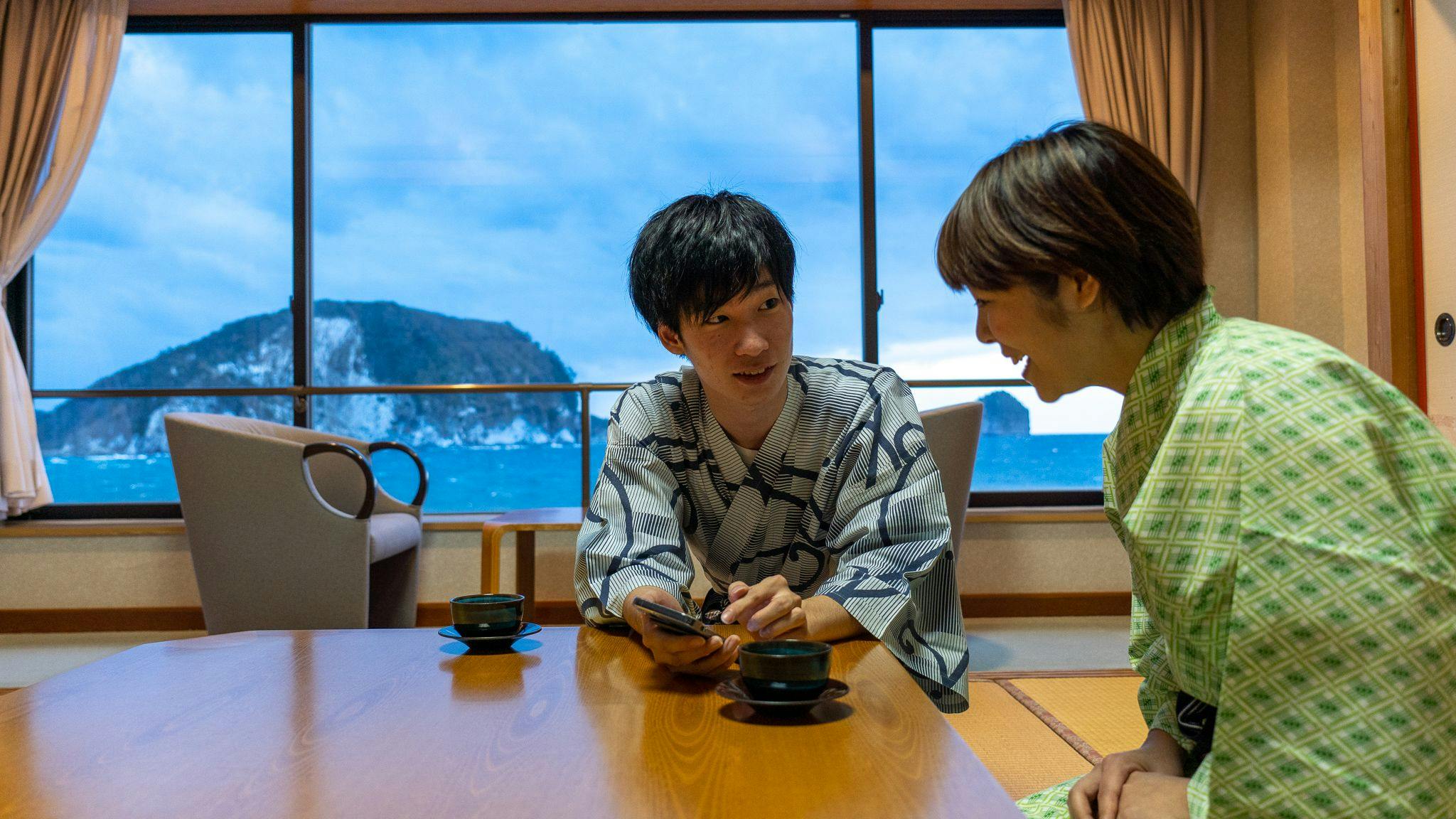 ผ่อนคลายและเพลิดเพลินกับการชมวิวทะเล