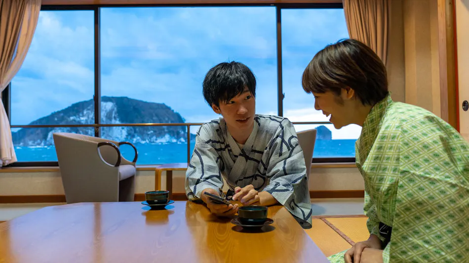Island Light Colors the Sea Inn Hagoromo-so