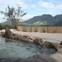 บ่อน้ำพุร้อนกลางแจ้งส่วนตัว 'โนจิกะ โนะ ยู'