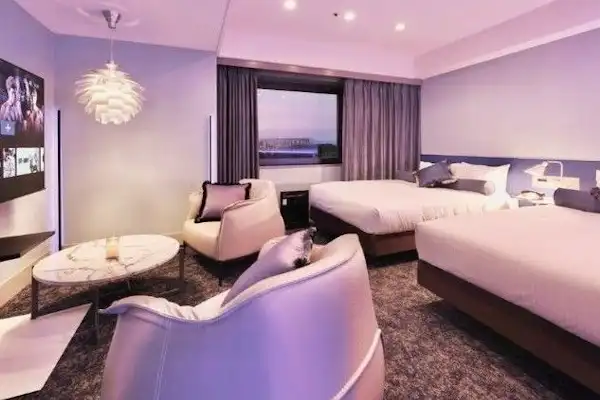 Kami juga menyediakan kamar dengan 4 kamar tidur yang cocok untuk keluarga.