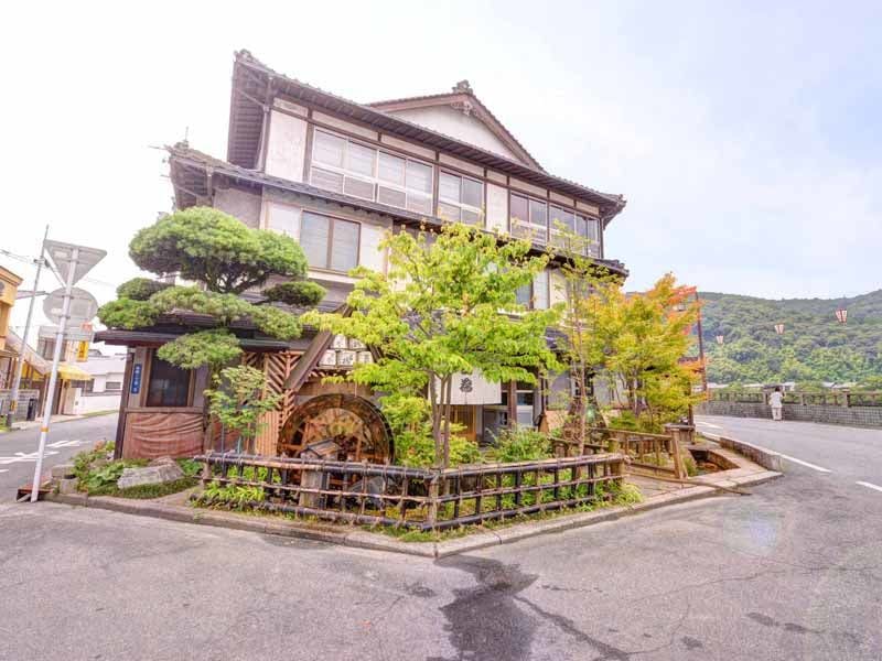Kappo Ryokan Shiratame Ryokan
