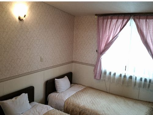 2名様専用　角部屋　小ロフト付