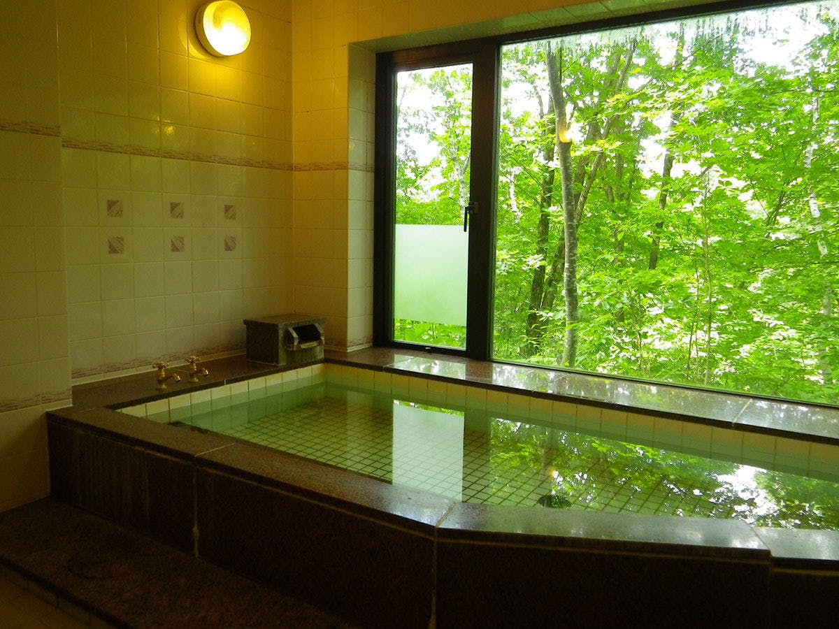 대형 대중 목욕탕